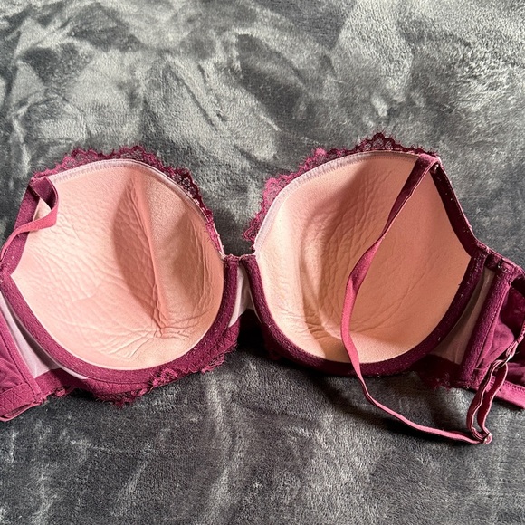 Victoria’s Secret Pink Velvet Lace Bra 34DDD Fuschia Sexy Lingerie Textured Cute - Picture 3 of 5